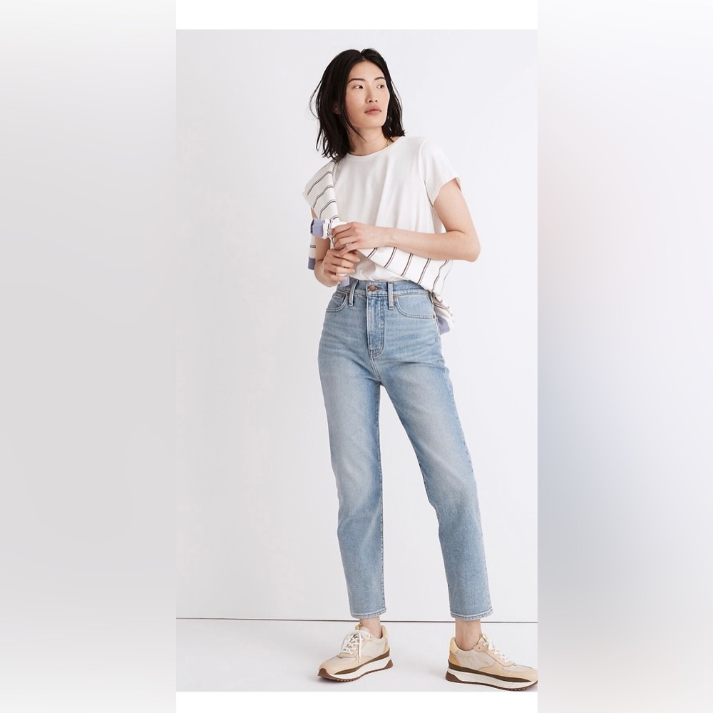 Madewell 
THE MOM JEAN IN Color: MAYES

Item #MD661